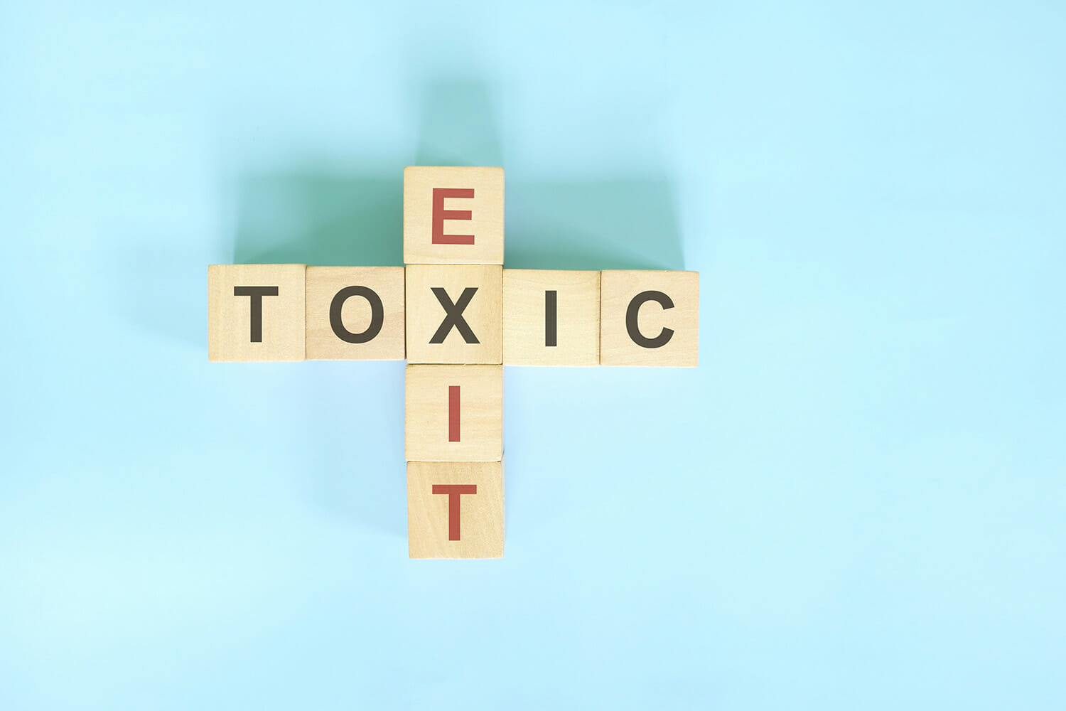 Working For A Toxic Leader 5 Survival Tips To Protect Your Sanity working-for-a-toxic-leader-5-survival-tips-to-protect-your-sanity